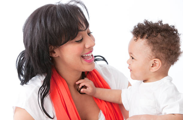 bébé parler enfant bilingue