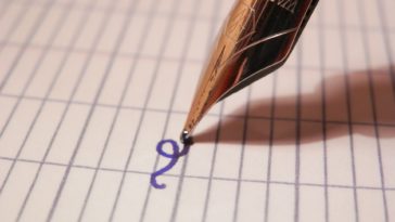 devoirs écrire enfant apprendre