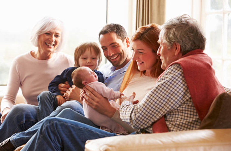 parents grands-parents petits-enfants papy mamie belle-famille envahissante