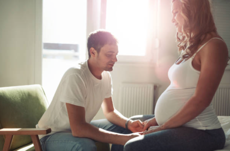 couple grossesse enceinte
