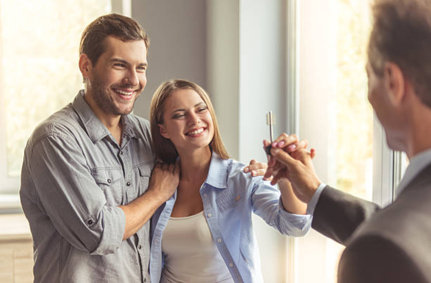 couple achat propriétaires maison immobilier