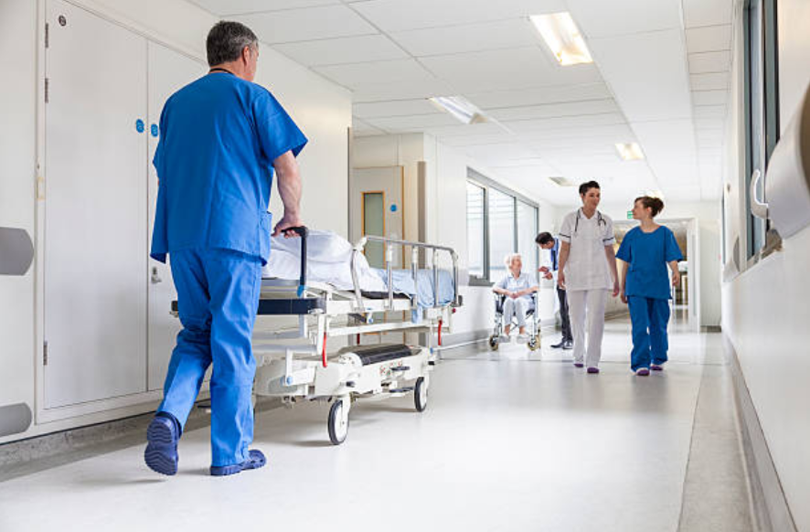 hôpital infirmier médecins docteur clinique infirmières