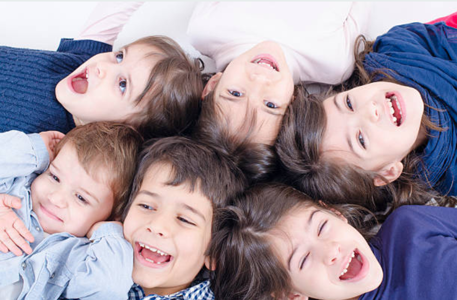 famille recomposée enfants filles garçons