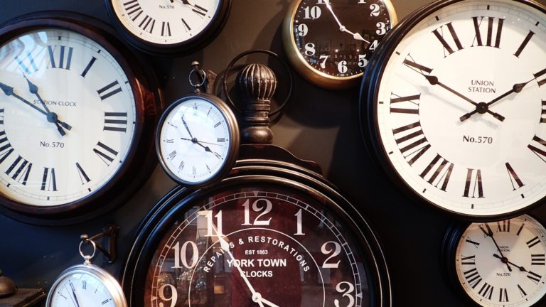 horloge heure montre temps changement d'heure