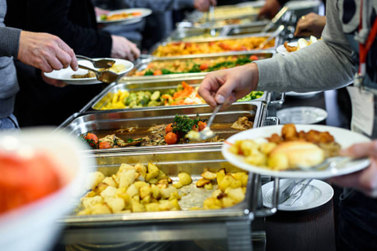 cantines scolaires self école manger