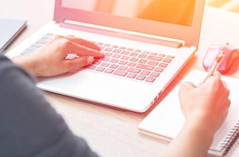 recherche ordinateur pc travail écrire
