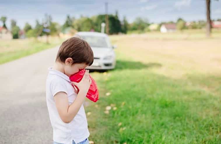 enfant voiture malade mal des transports