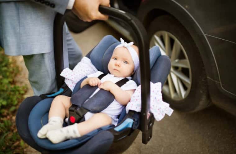 porter siège-auto cosy voiture bébé