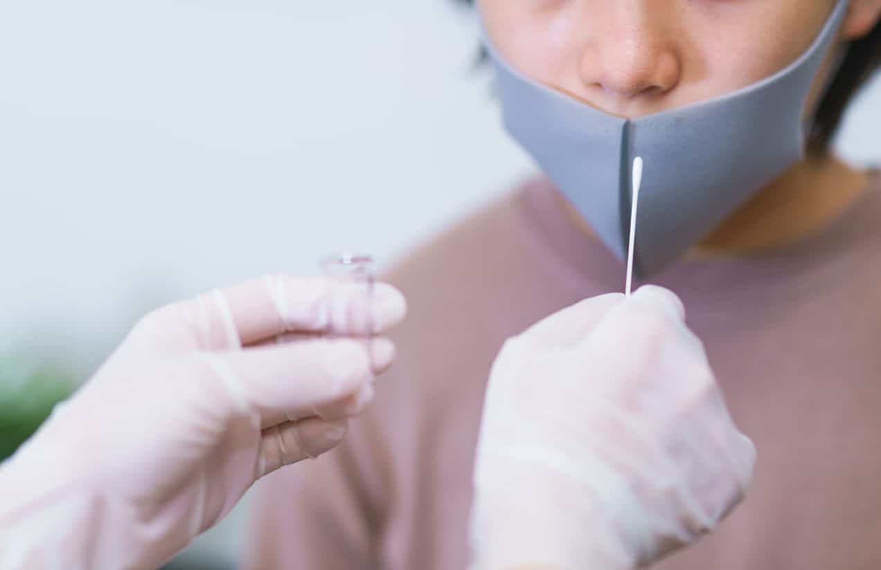 test PCR coronavirus covid-19 masque pandémie épidémie