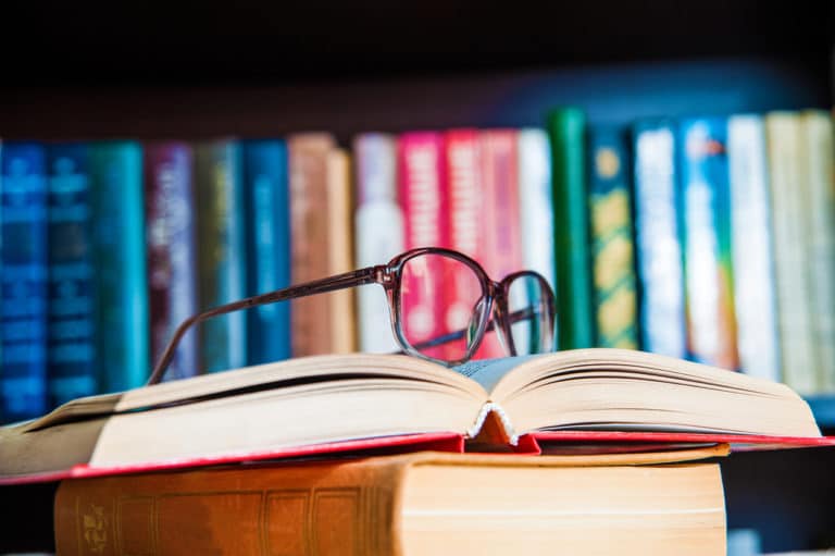 livres bibliothèque arsène lupin ouvrages lecture