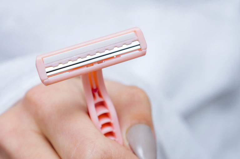 rasoir poils femme épilation