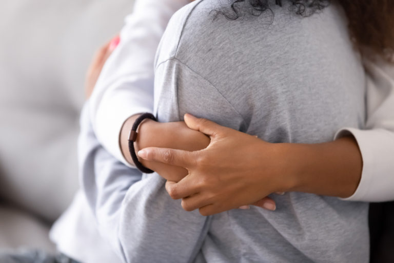 enfant parent adolescence adolescent câlin amour famille