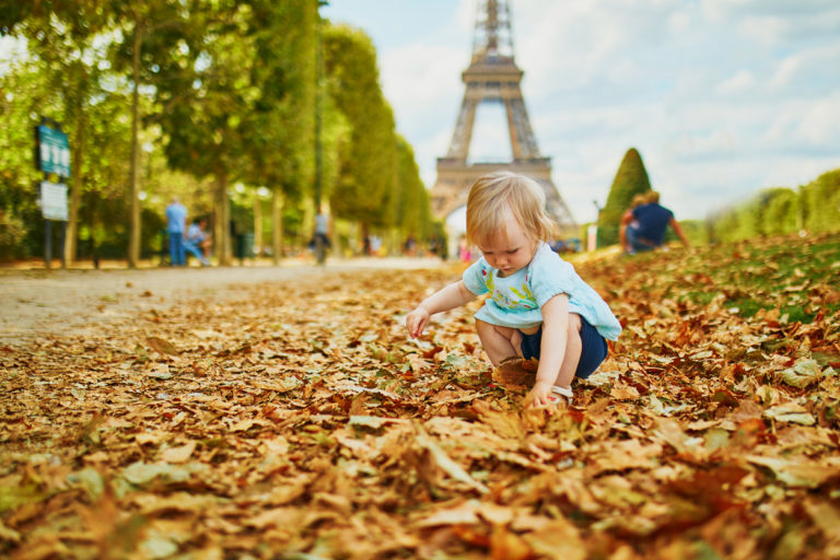 enfant bébé ville paris urbain