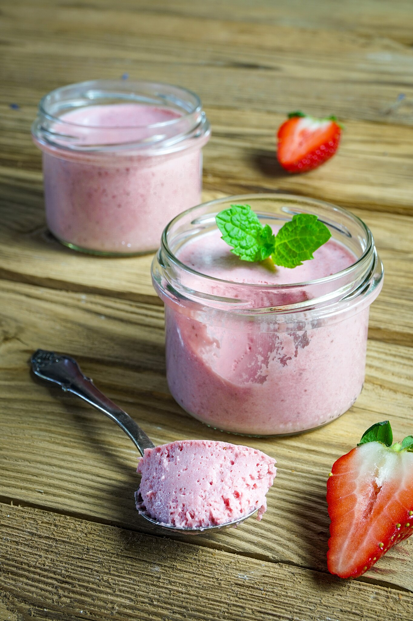 Compote de pêches et abricots à la cannelle : douceur fruitée minute