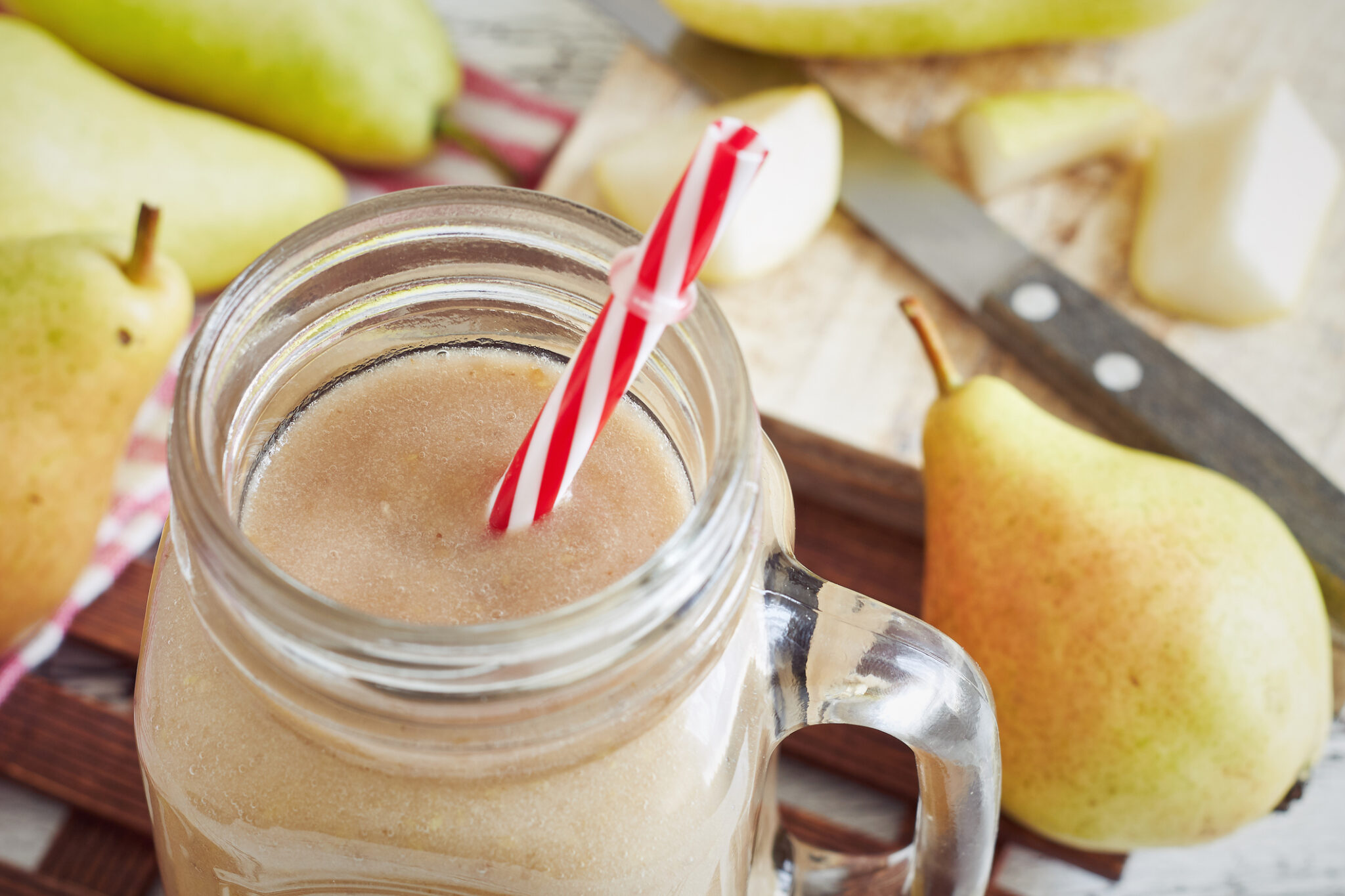 Le smoothie poire-noisette : croquant et fondant dans un verre