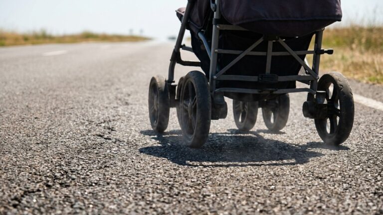 « Il ne faisait que 35 °C et nous n'étions dehors qu'un quart d'heure » : ce que le bitume renvoie vraiment à hauteur de n...