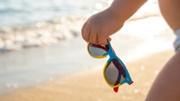 J'ai acheté des lunettes de soleil à mon fils sur un stand de bord de plage : au cabinet, on m'a expliqué ce que ces verre...