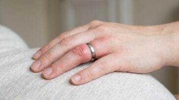 Tous les soirs, mes chevilles gonflaient et je surélevais mes jambes : quand mes doigts ne rentraient plus dans mon allian...